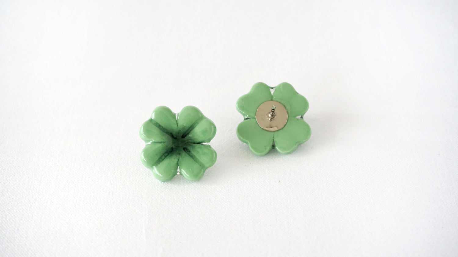 Clay Pin