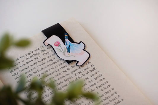 Sketch magnetic bookmark